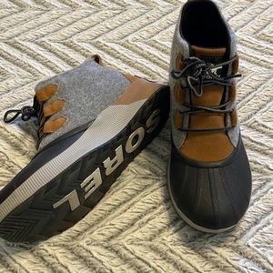 Sorel out and about III boots.